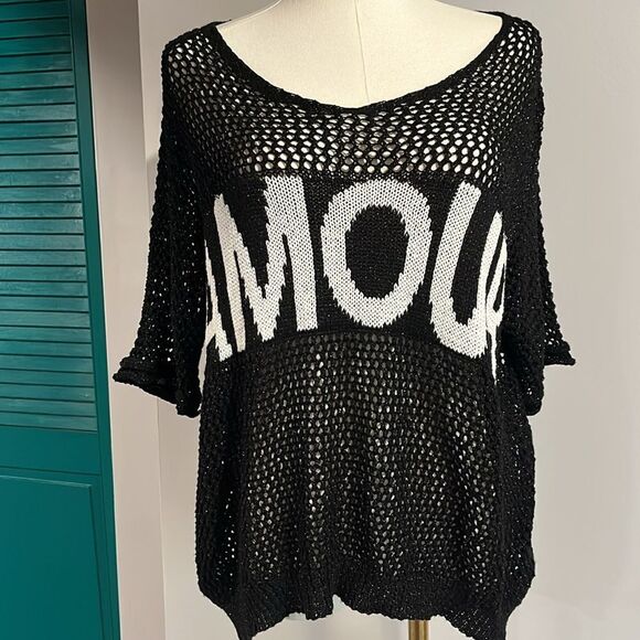 Amour Italian Crochet Pullover MADE IN ITALY NWOT - OS ($99) - Picture 3 of 10